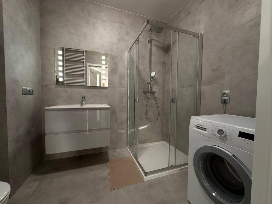 Kaskady Modern Apartment - Close To The Center Varşovia Exterior foto